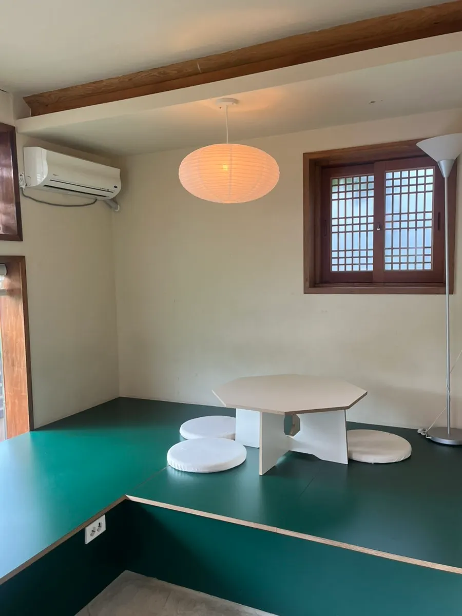 Group seating inside Hoyang Horim