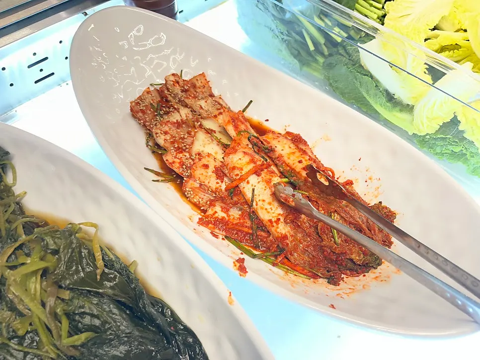 Plate of wrap vegetables brought from the self-bar