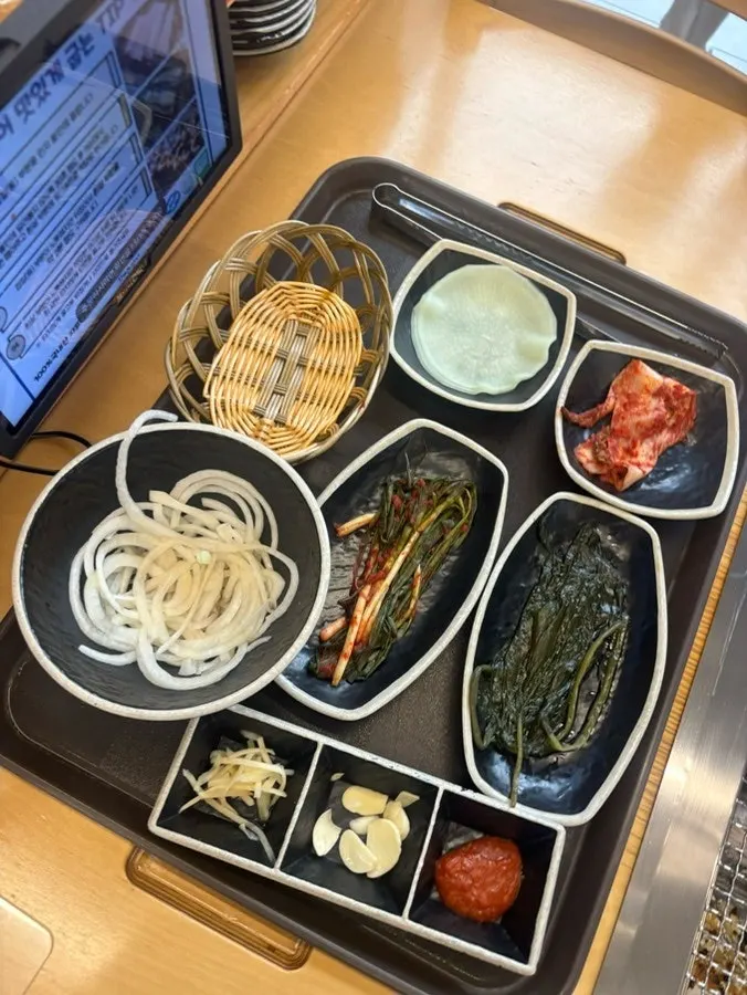 정갈하게 세팅된 테이블