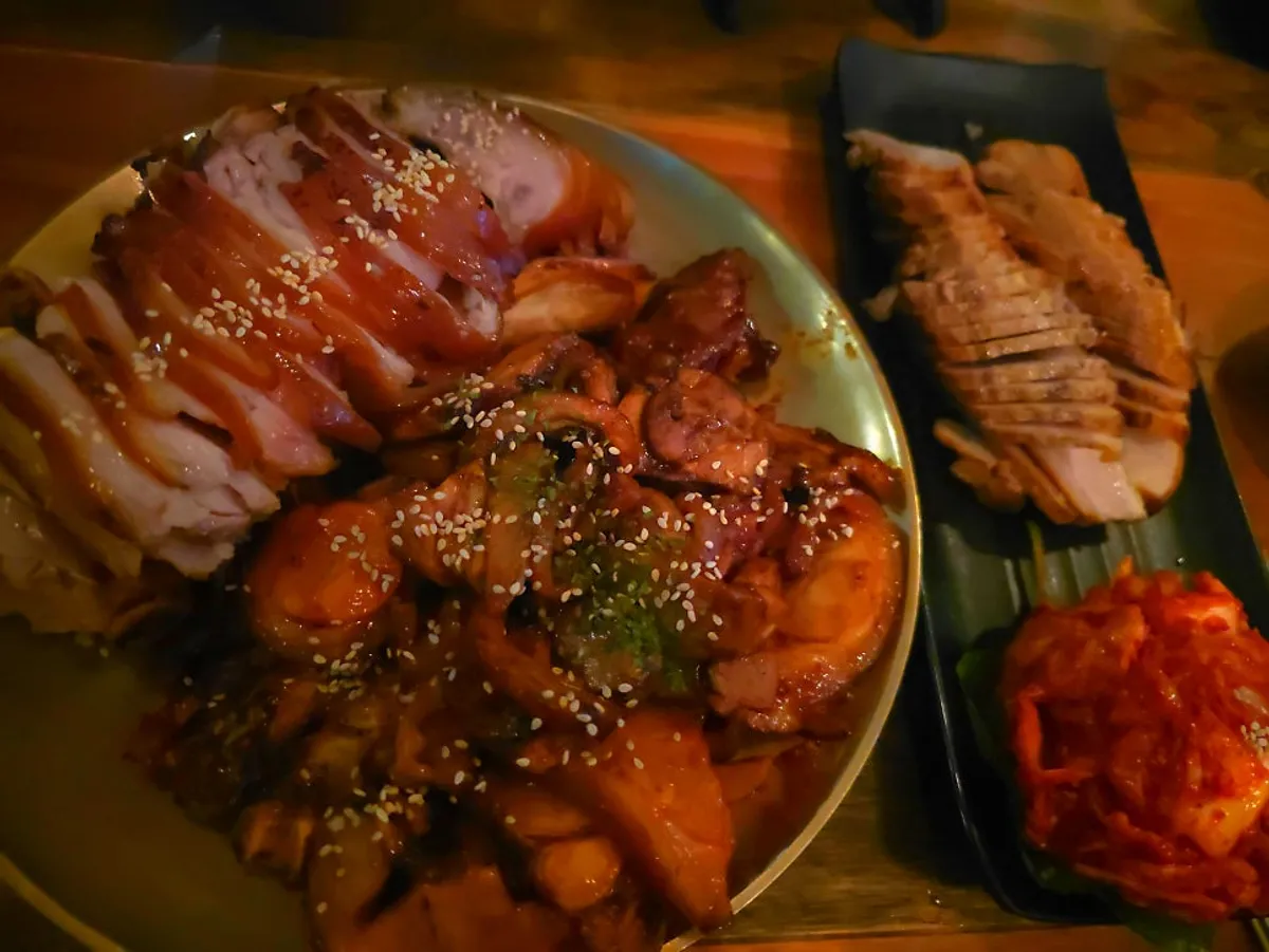 깐깐한족발 용봉점 족발 한 상 대표 사진