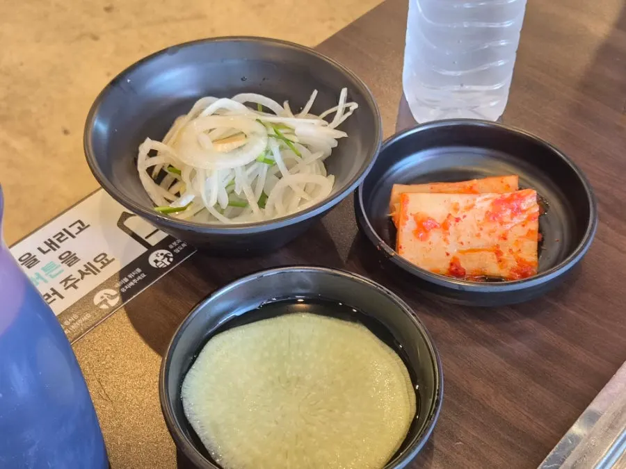 유일장어 장어 판매대