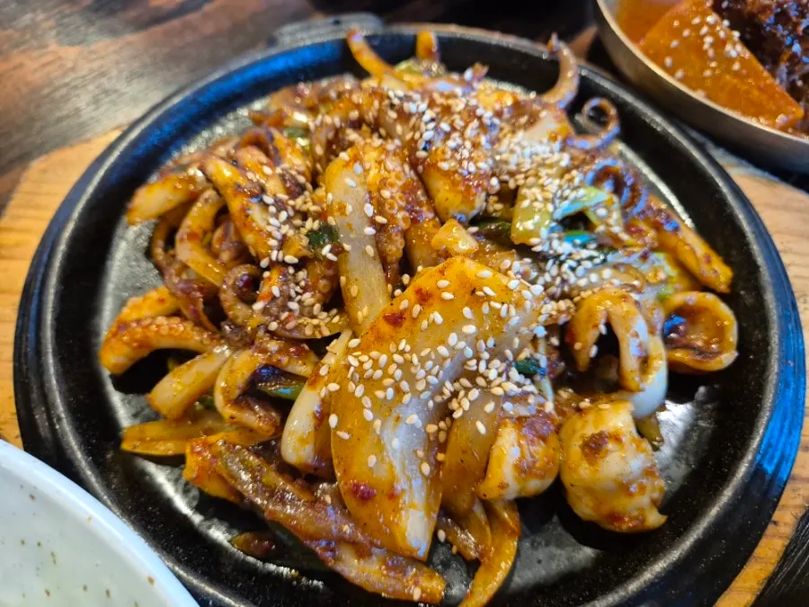 Premium fire-grilled gondeure bulchuckumi set