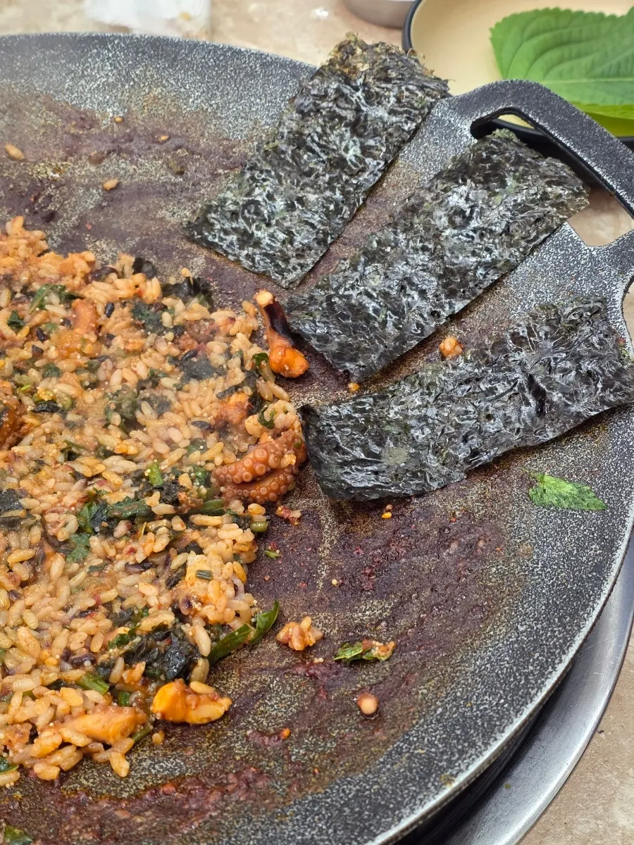 Finished flying fish roe fried rice