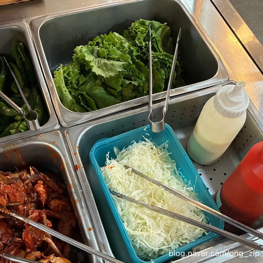 Side dish section of the self-serve bar