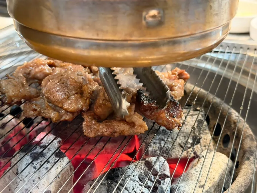 광명서서갈비 매장 내부 전경