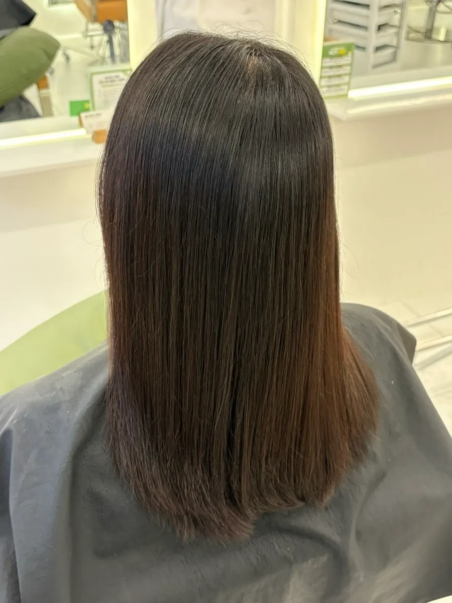 Glossy hair after the Mucota clinic