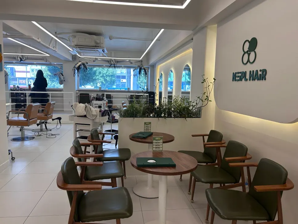 Neatly arranged treatment space in the salon