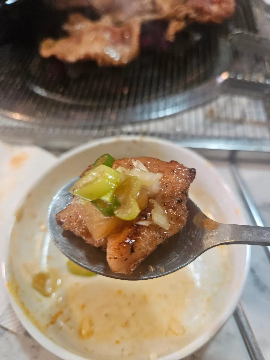 돼지갈비 식사와 함께 나온 우거지탕