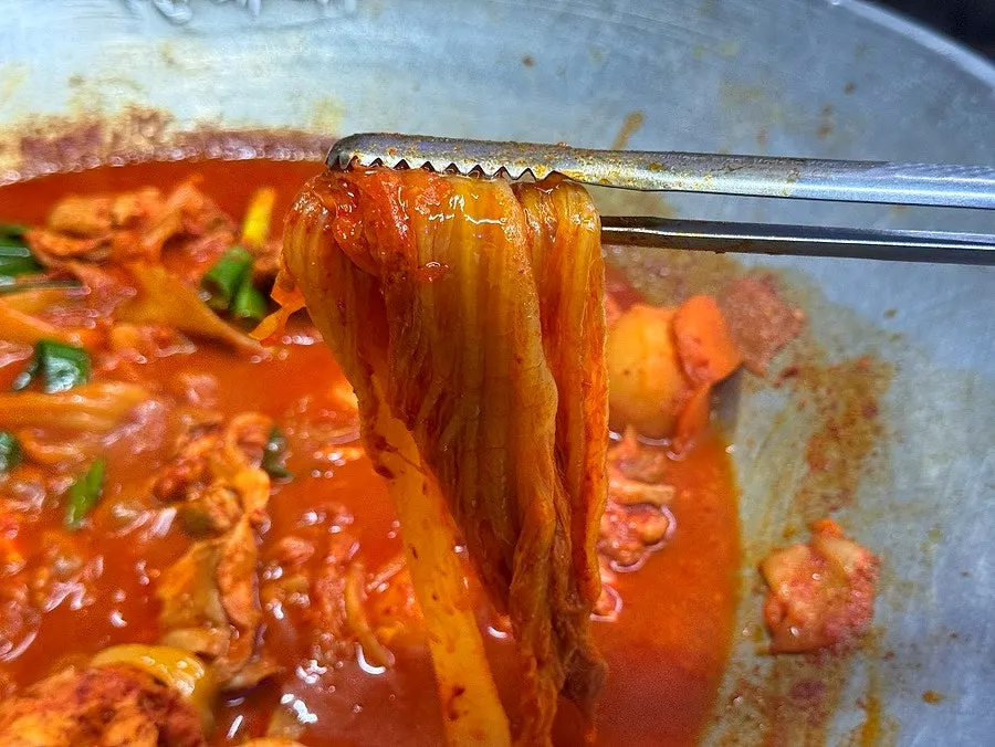 양념이 밴 오뎅꼬치