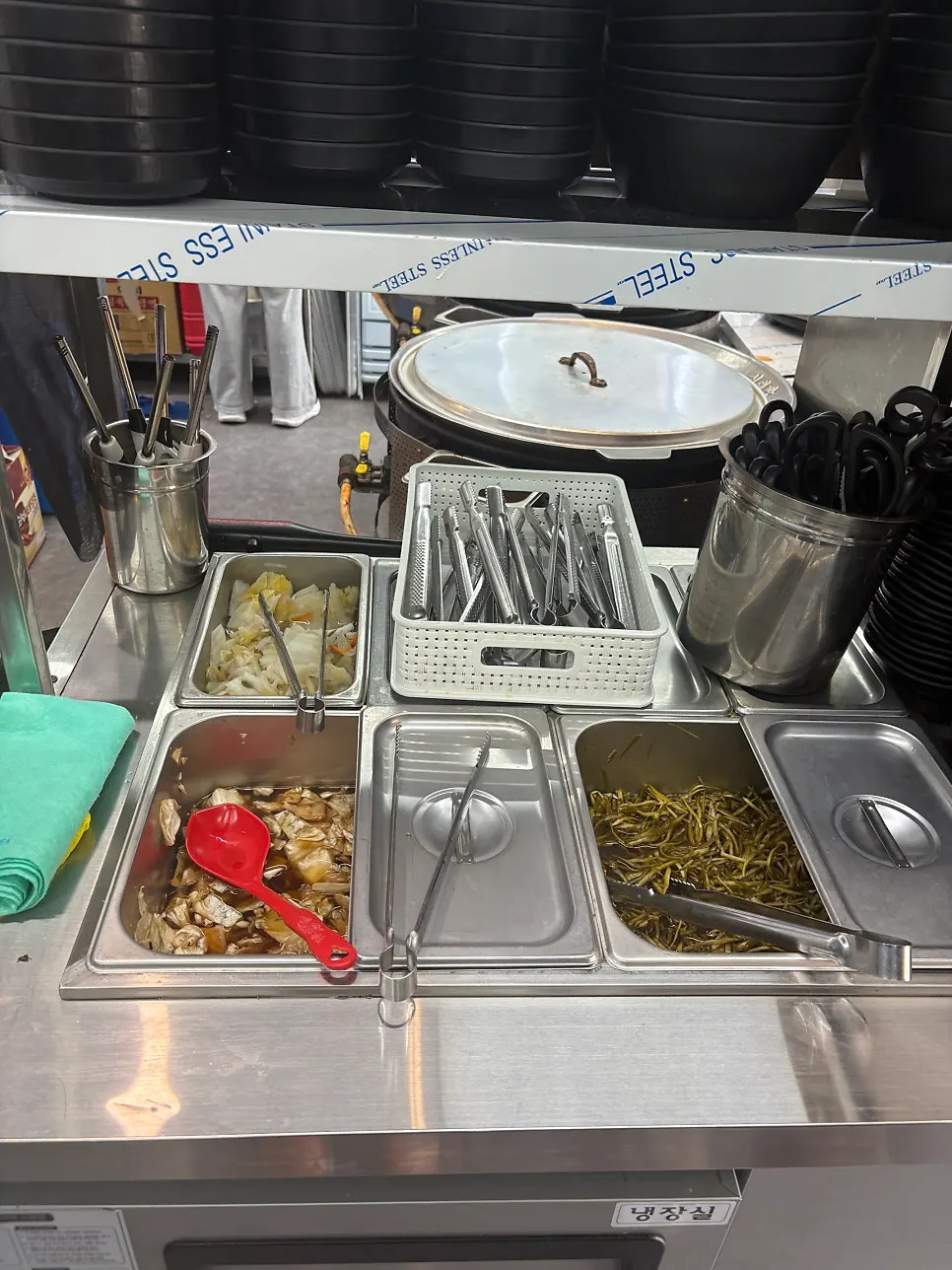 The cast-iron chicken stew table near the end of the meal