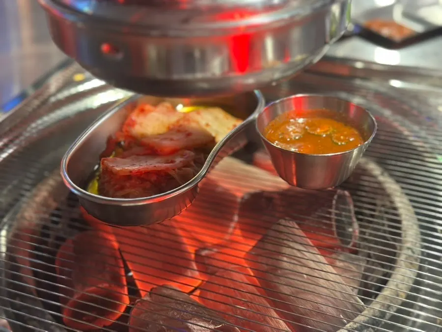 쌈과 야채 및 곁들임 반찬