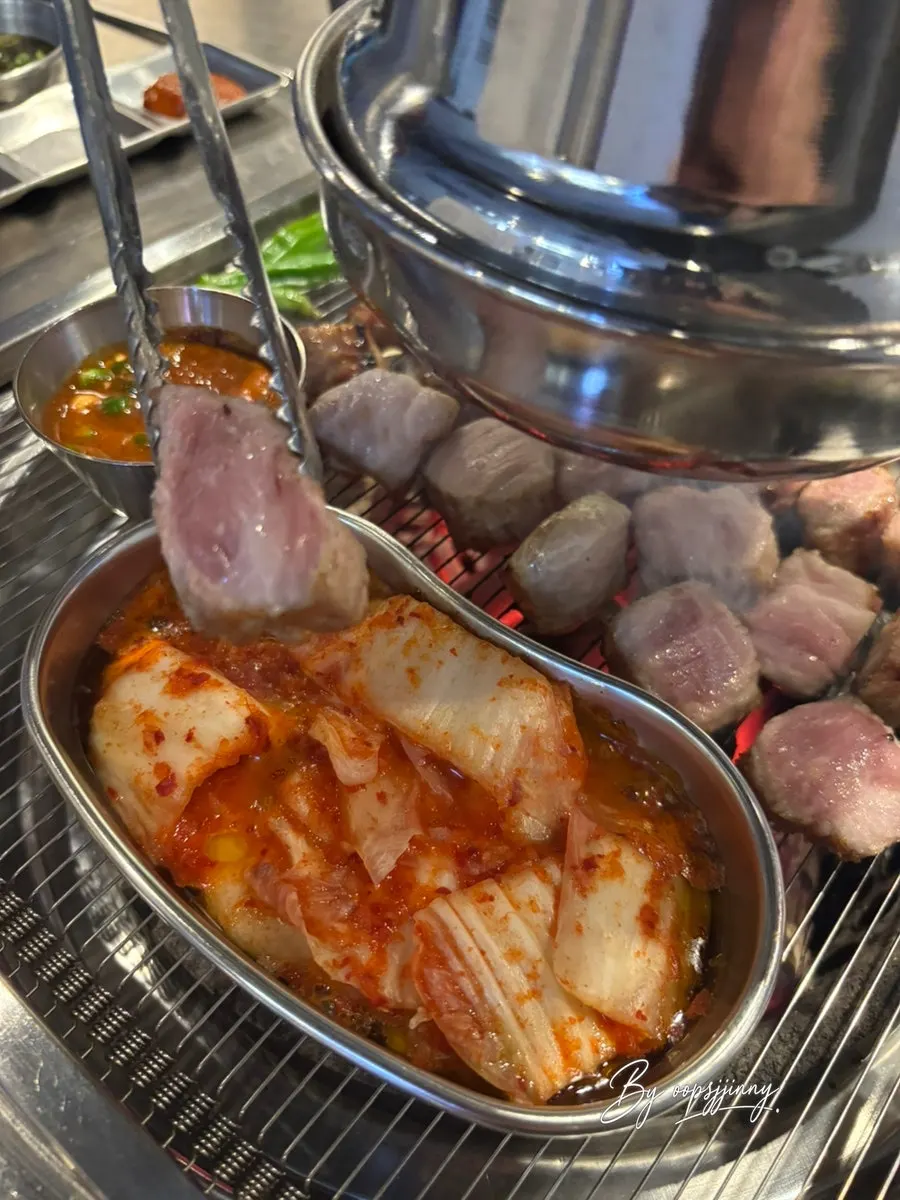 Grilled pork neck cut into bite-sized pieces