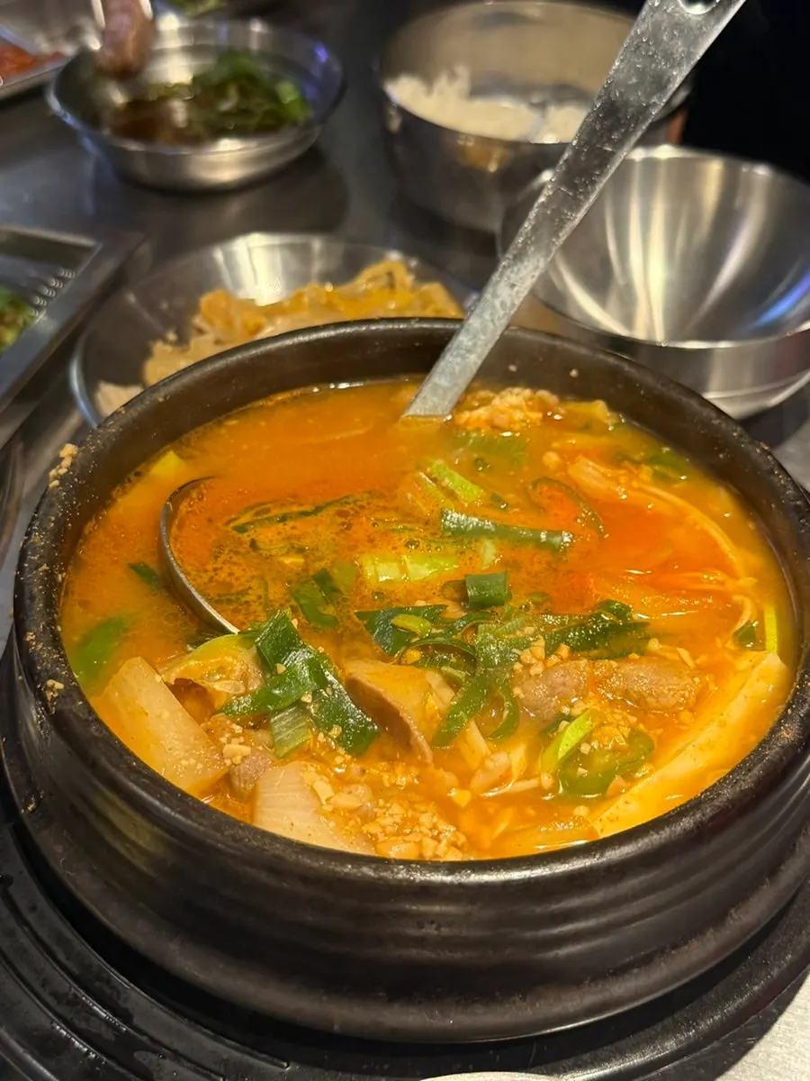 멜젓에 찍은 특목살