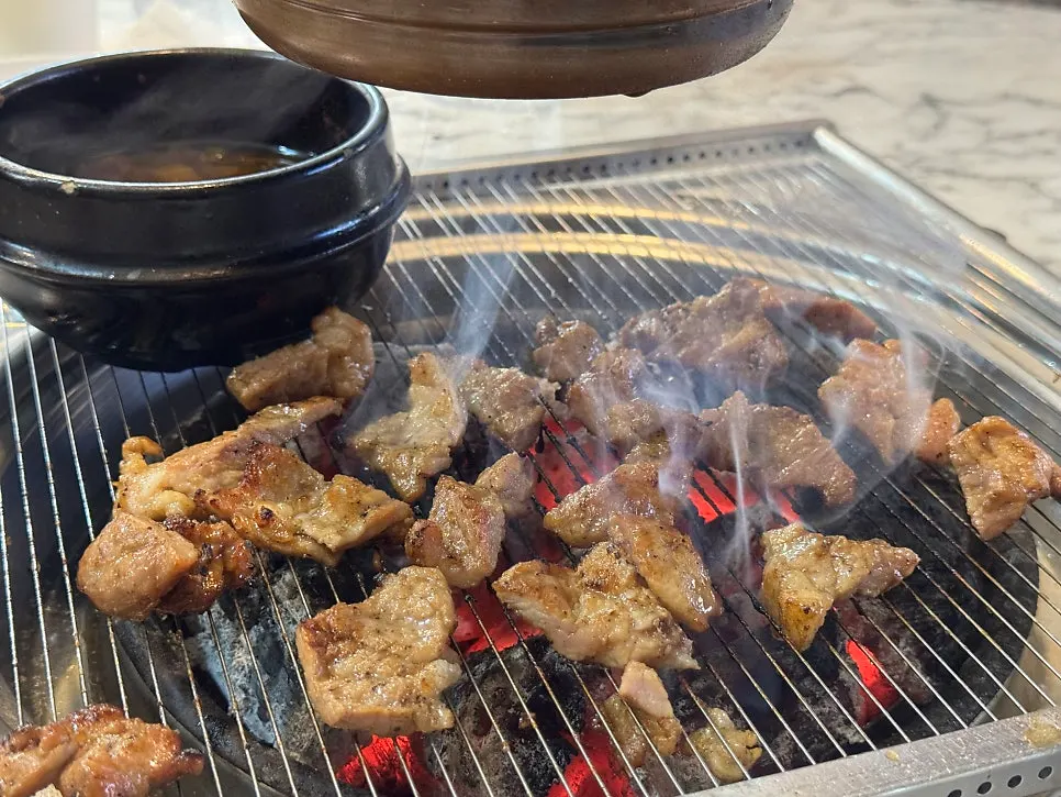 Single portion of pork galbi
