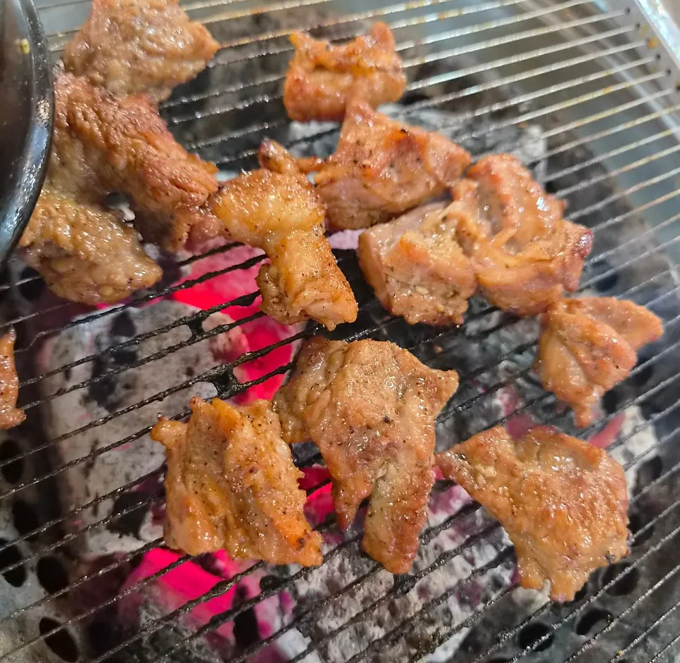 Seoseo Galbi with special sauce