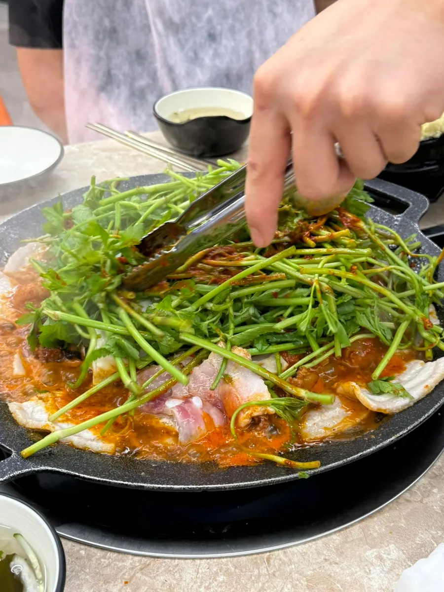 Jjukumi and pork belly on the iron plate