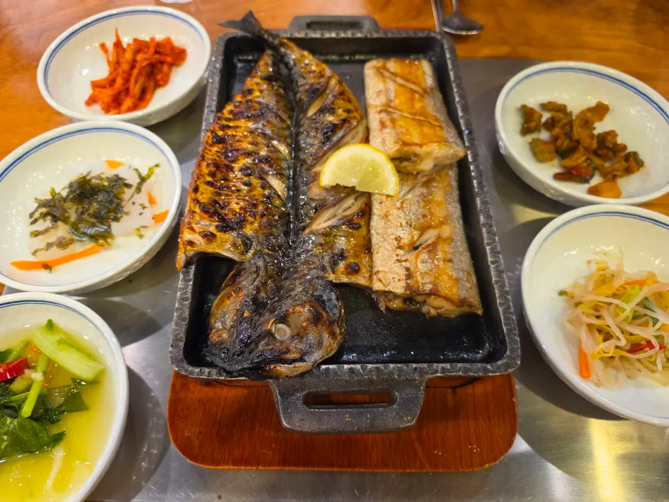 Golden, crisply grilled mackerel