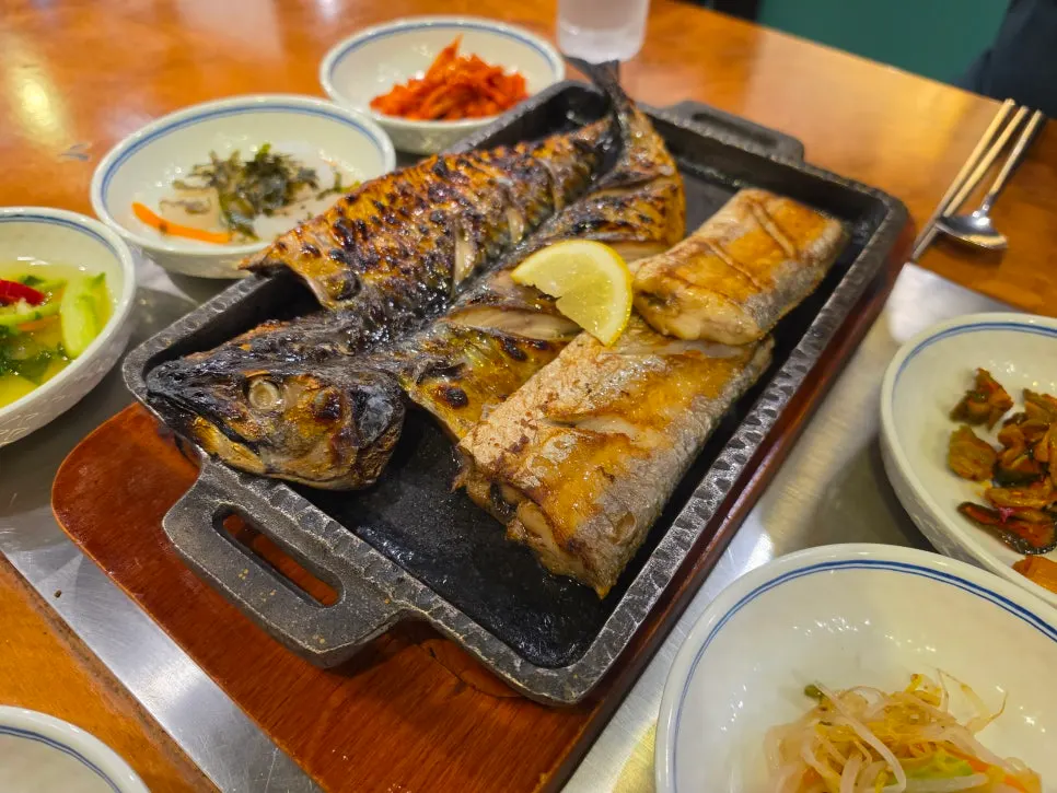 Thick, wood-fired grilled hairtail
