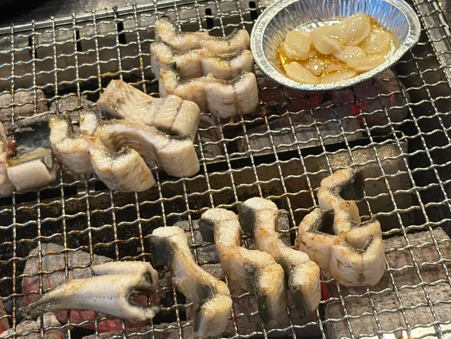Eel soup side dishes and eel