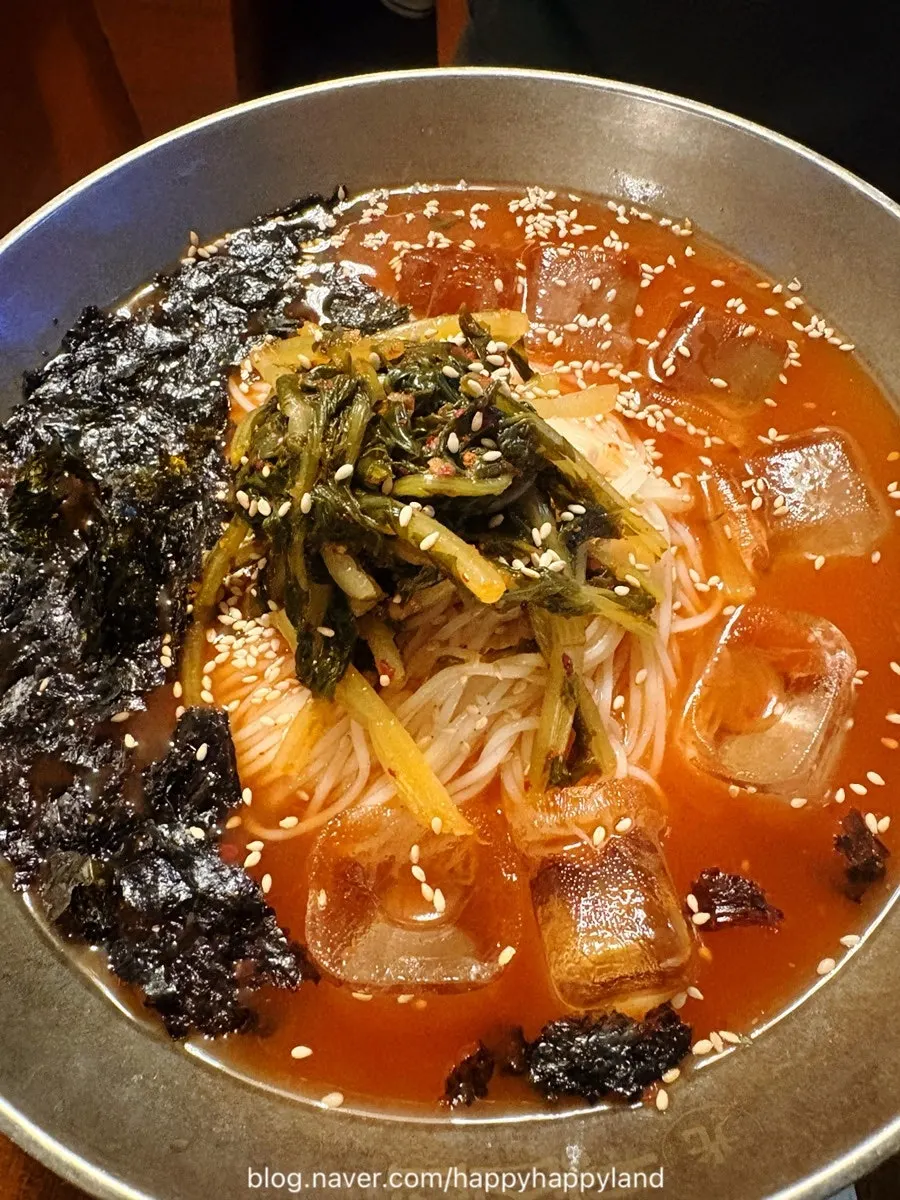 Corn cheese with melting cheese right before your eyes at Gwangseonjip