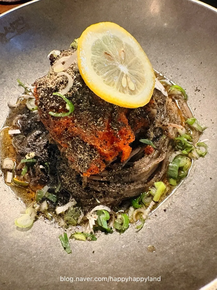 Kimchi-mari noodles and perilla oil buckwheat noodle side dishes