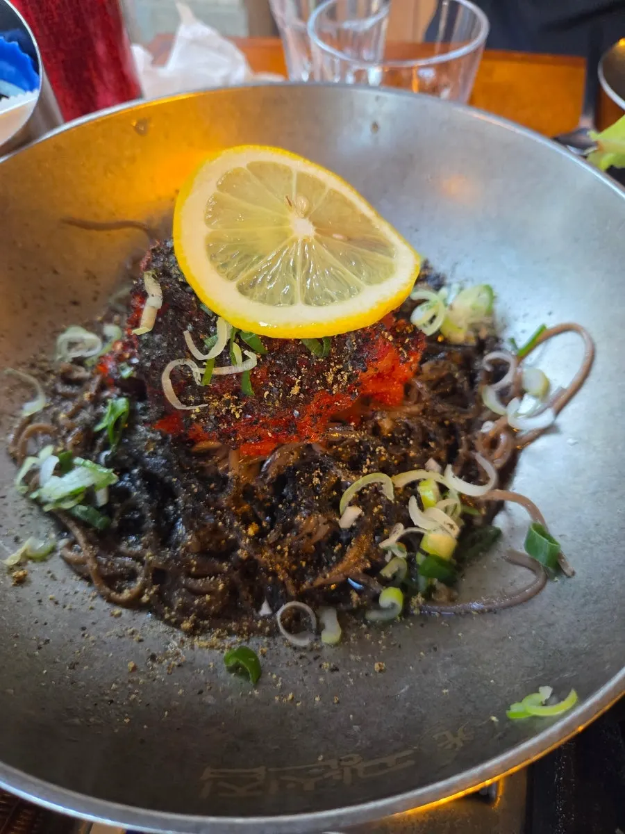Fresh perilla oil buckwheat noodles