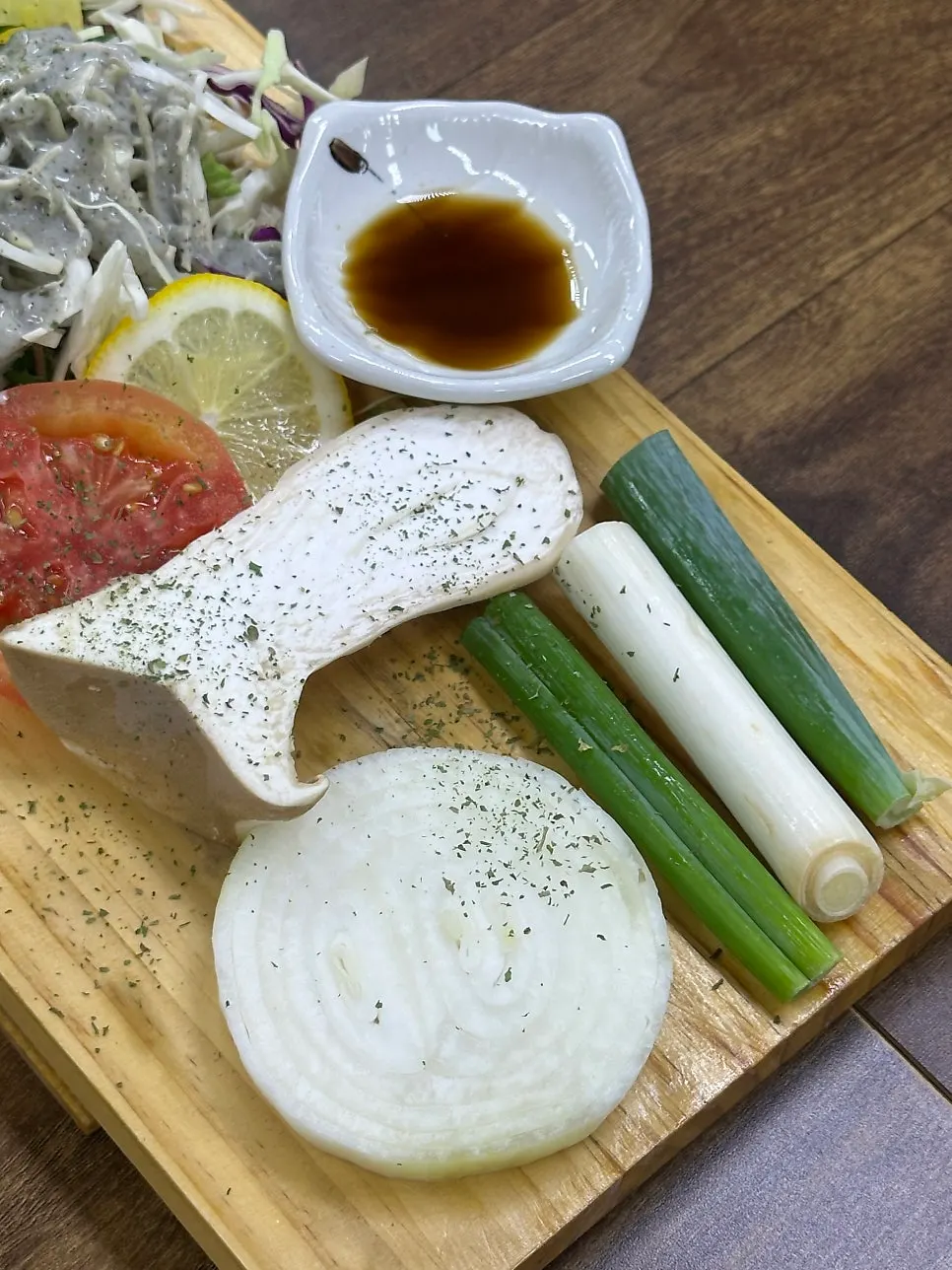 먹기 좋게 잘라준 바베큐 고기