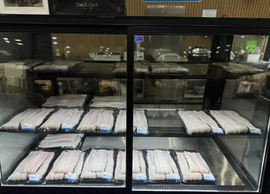 Inside the first-floor eel counter