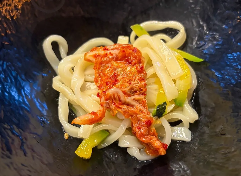 Generous serving of kalguksu