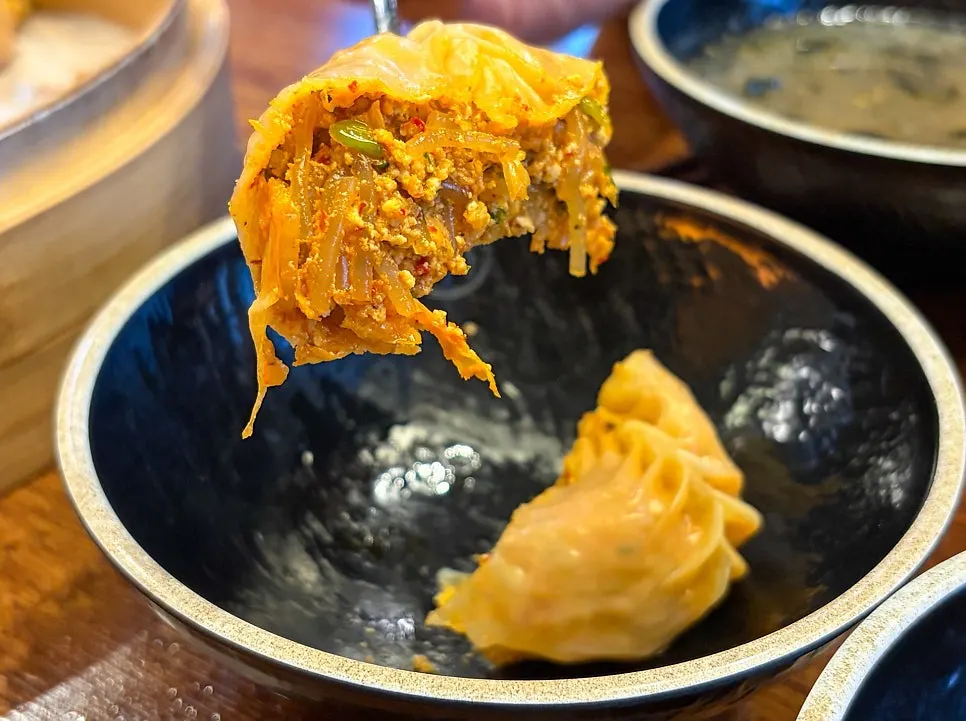 Steamed kimchi dumplings
