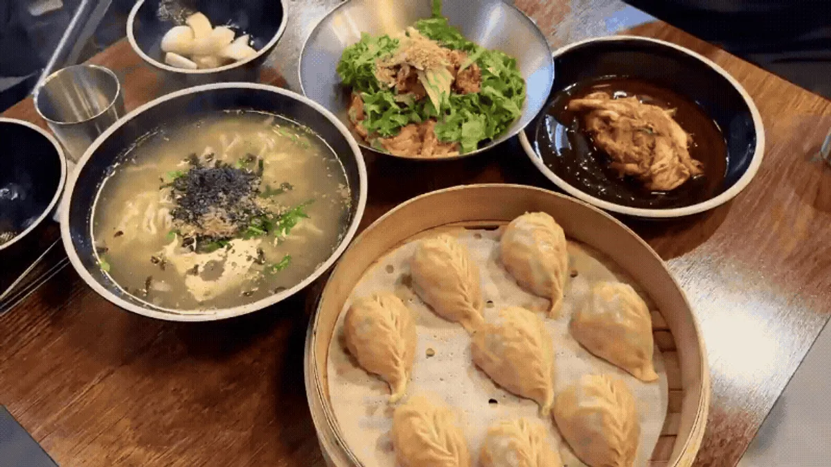 Order of kalguksu, bibim kalguksu, and steamed dumplings