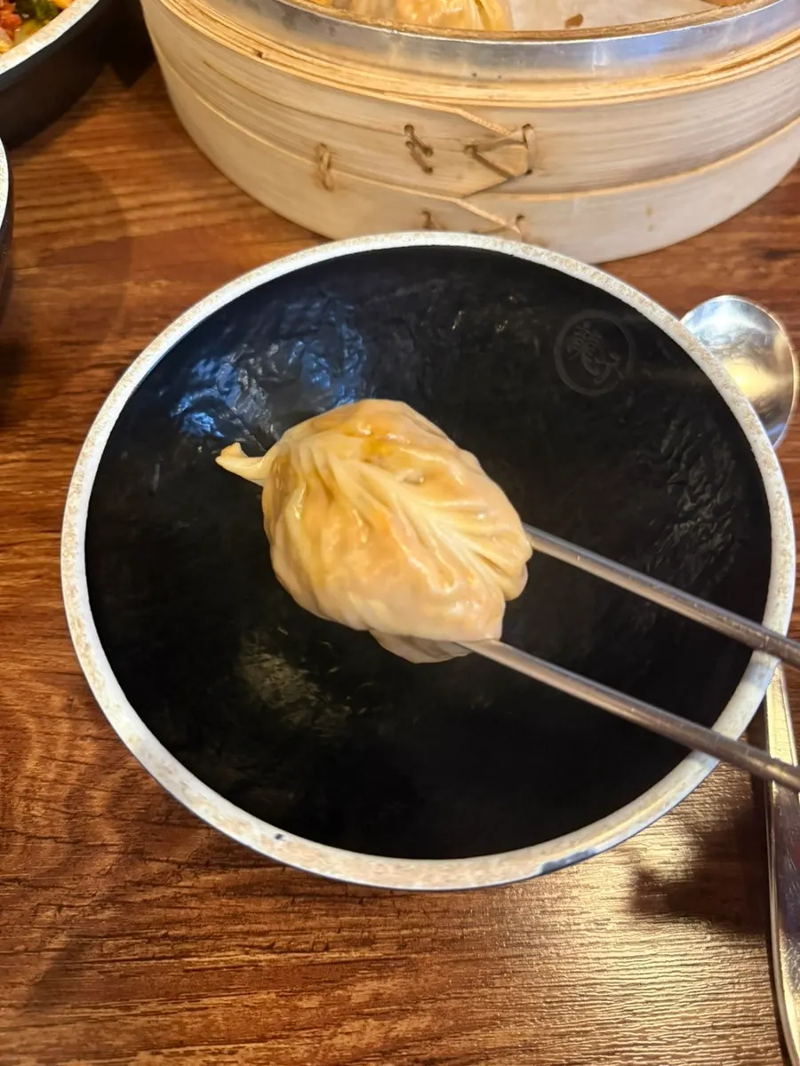 Plump steamed dumpling