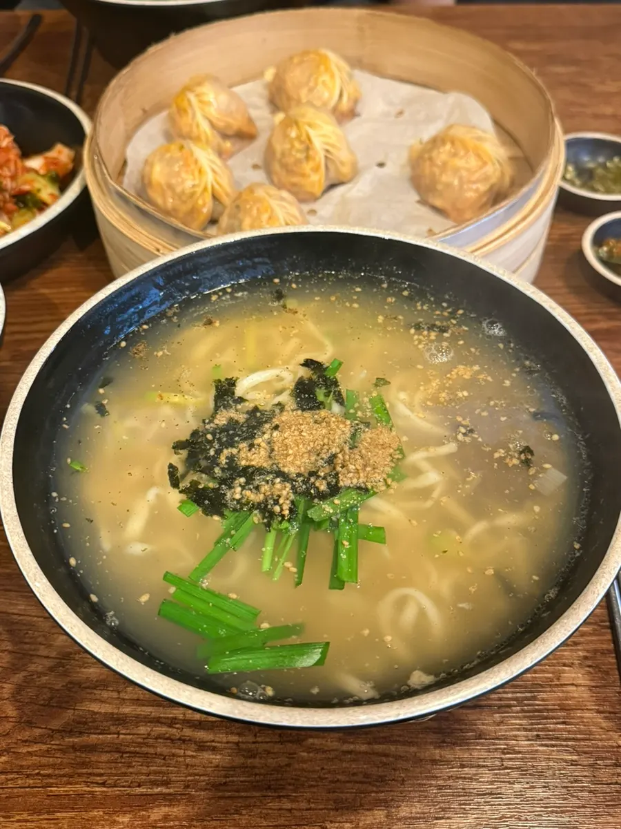 Steamed dumpling with a chewy wrapper