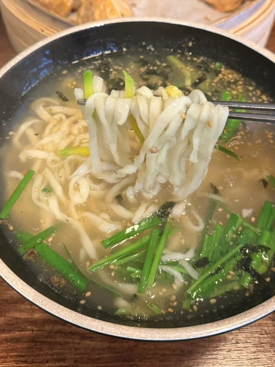 Chewy kalguksu noodles