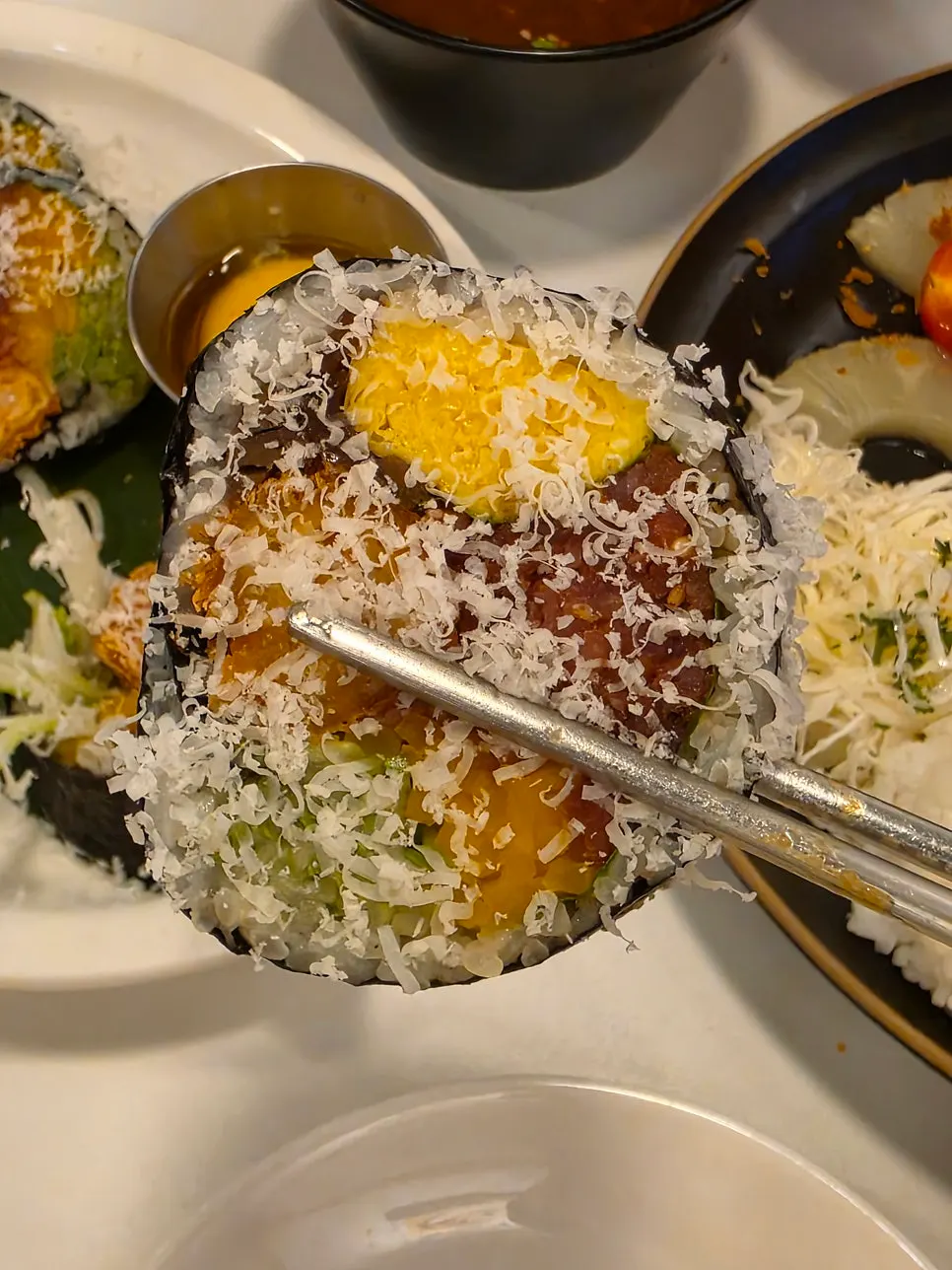 Yukhoe futomaki with egg-yolk sauce