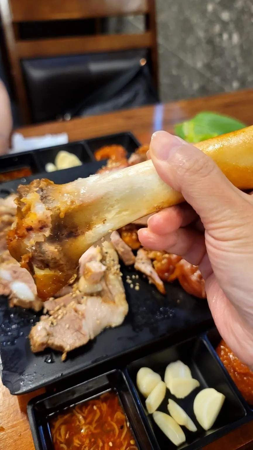 Plate of bossam boiled with no gamey smell