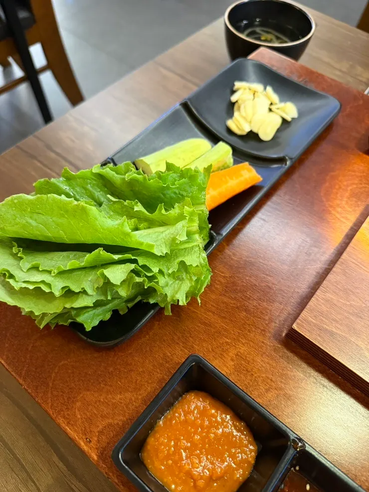 귀한족발 연신내점 기본 상차림