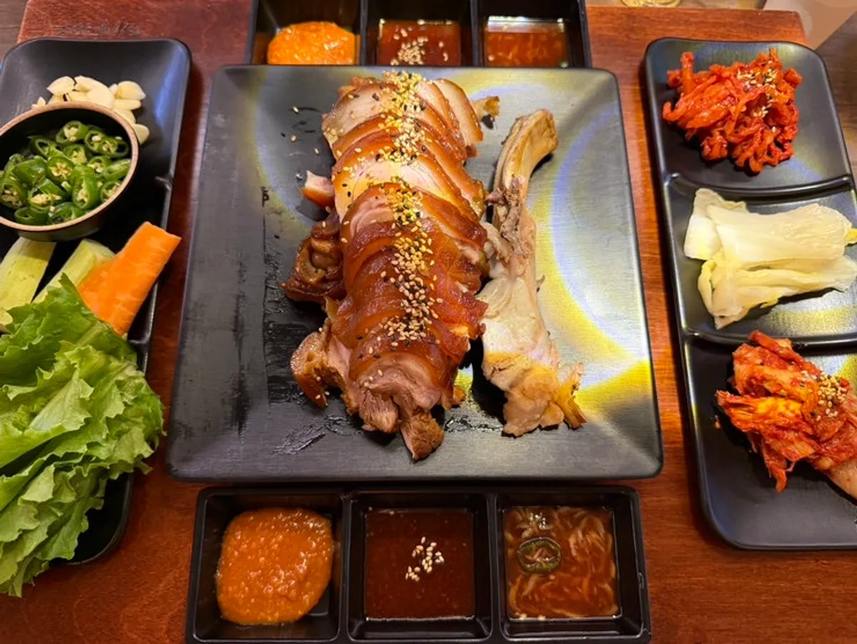 귀한족발 소 한상차림