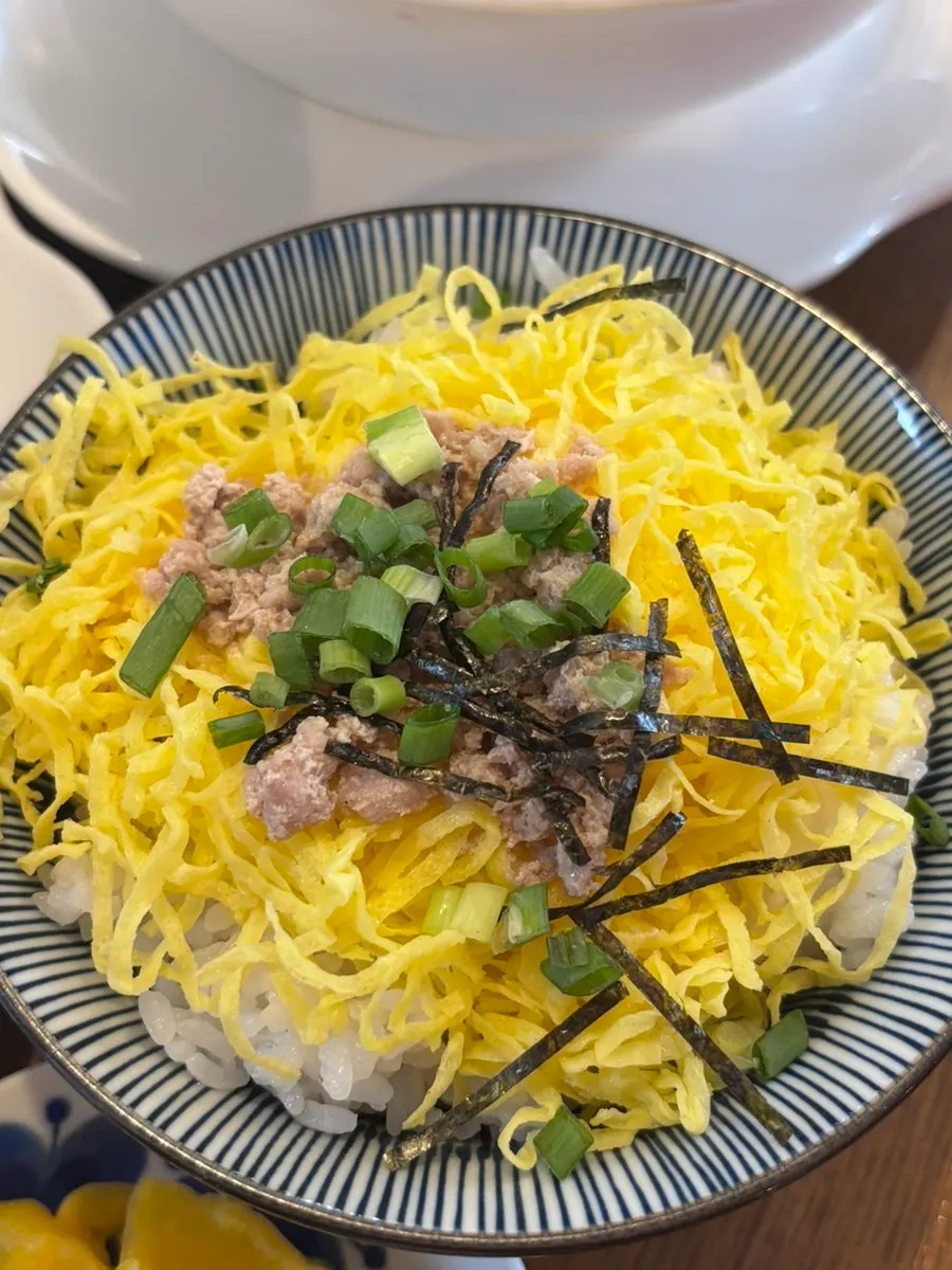 계단라멘 일산본점 테이블 전경