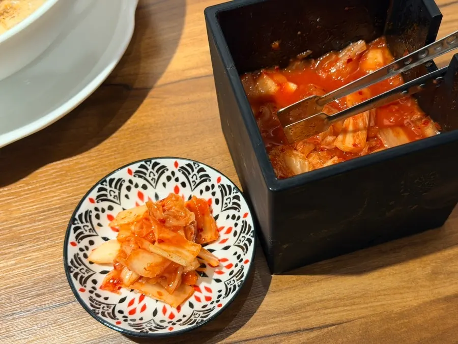 막창튀김이 올라간 모츠라멘