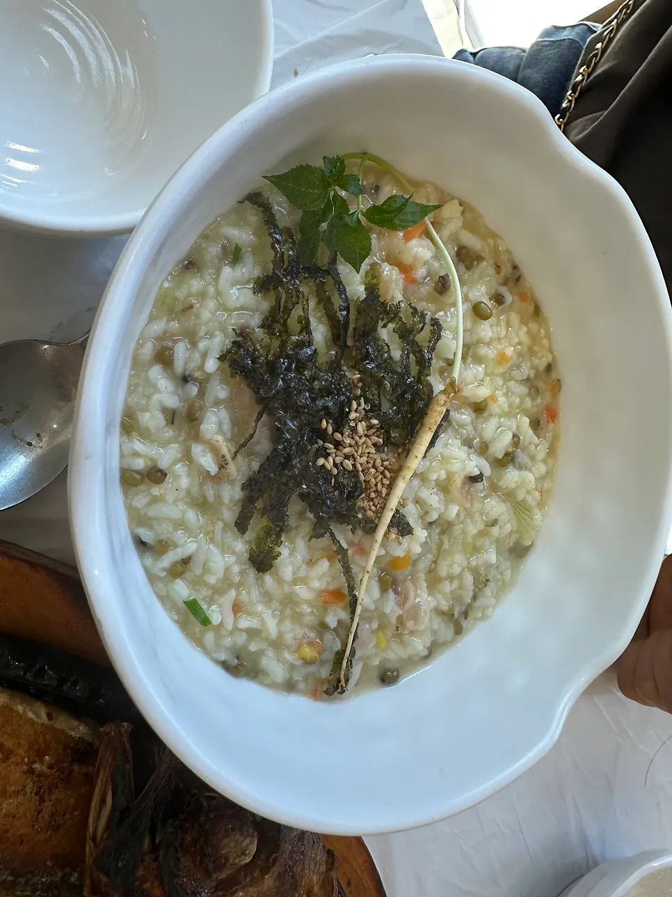 Gyehwado side dishes including seaweed items