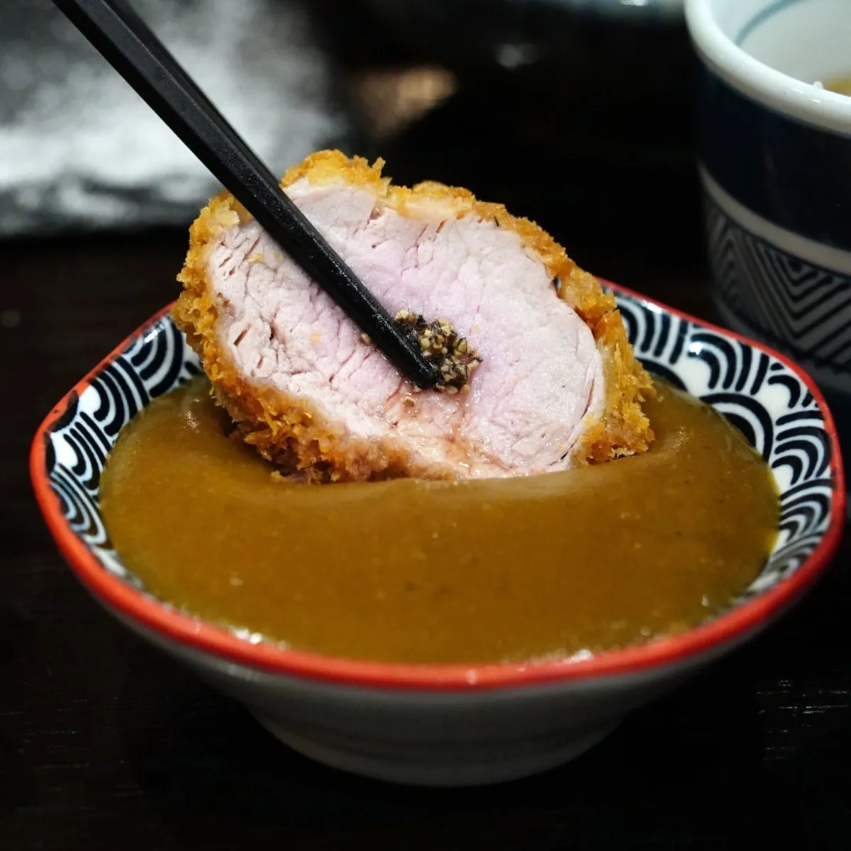카레에 찍어 먹는 안심돈가스