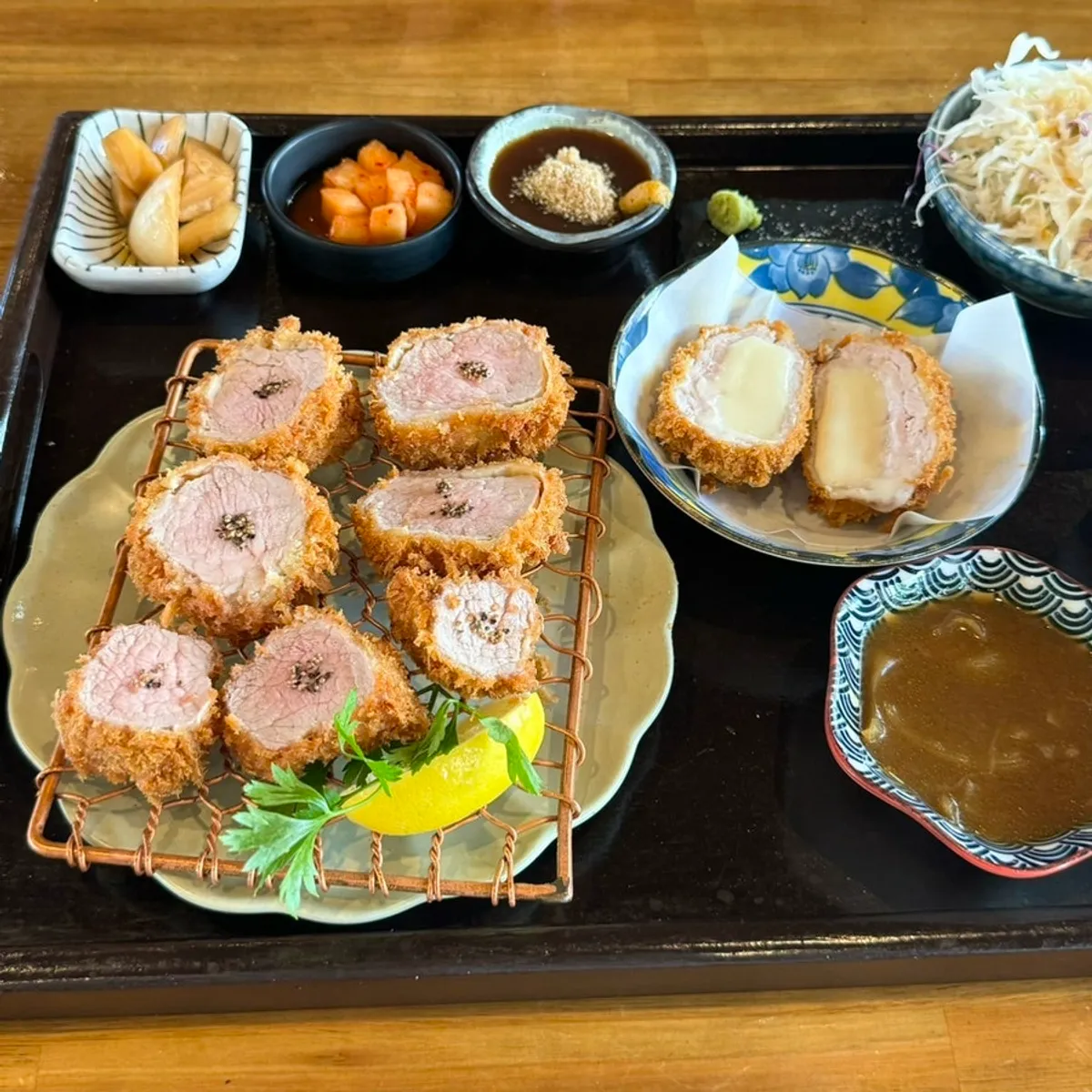 Signature photo of pork cutlet at Gyeomson Donkatsu Geomdan Branch