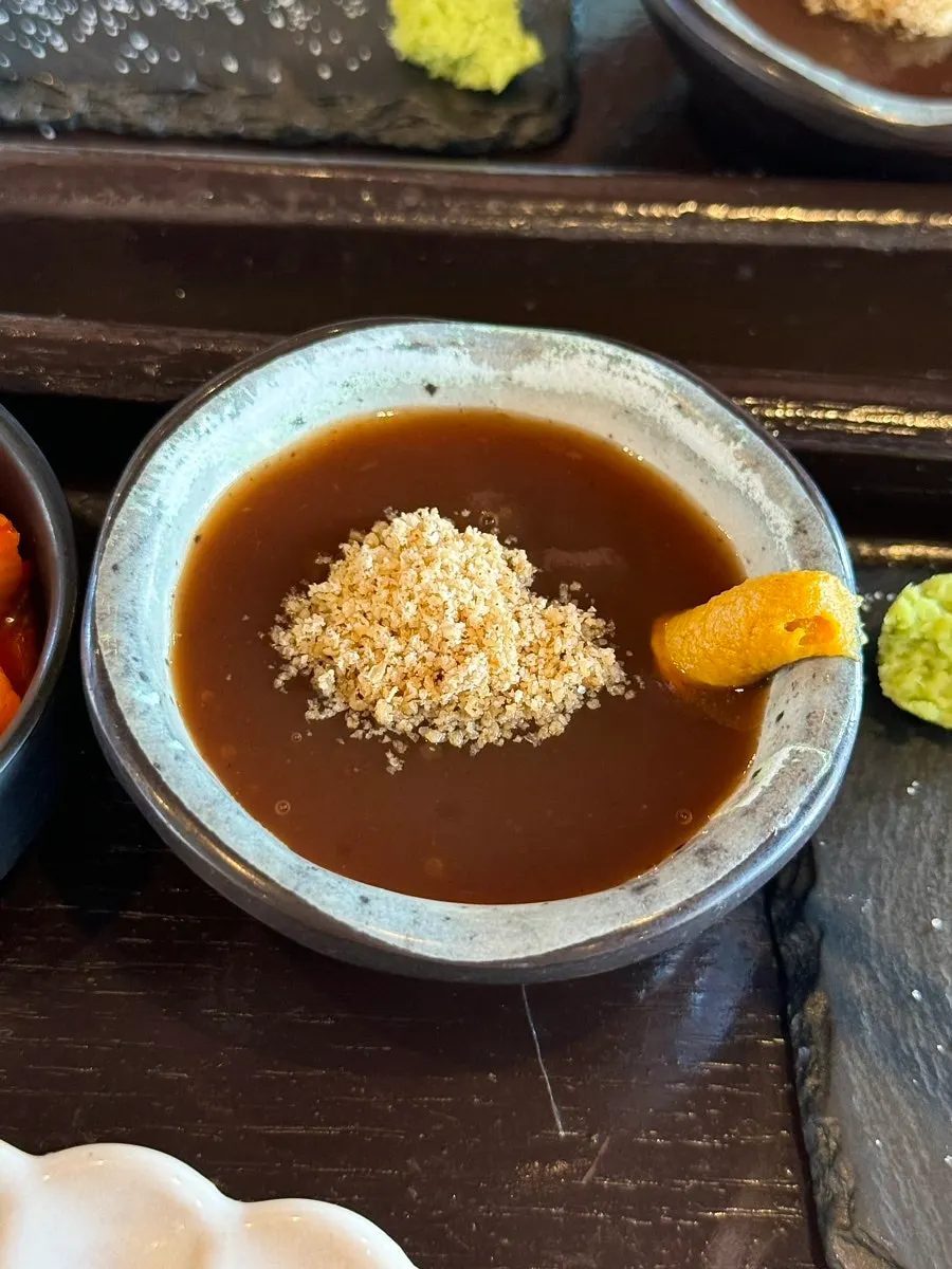Cutlet sauce sprinkled with sesame powder