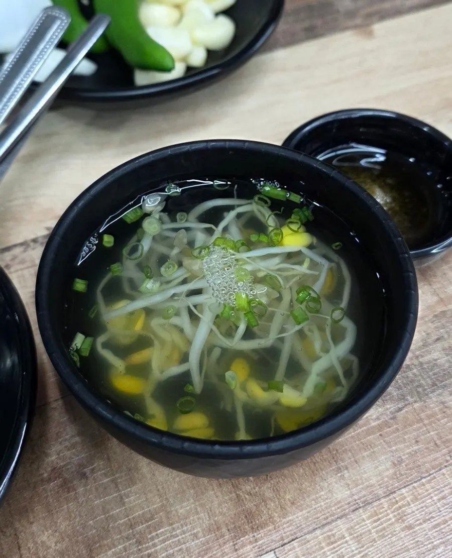 Individual servings of clear bean sprout soup