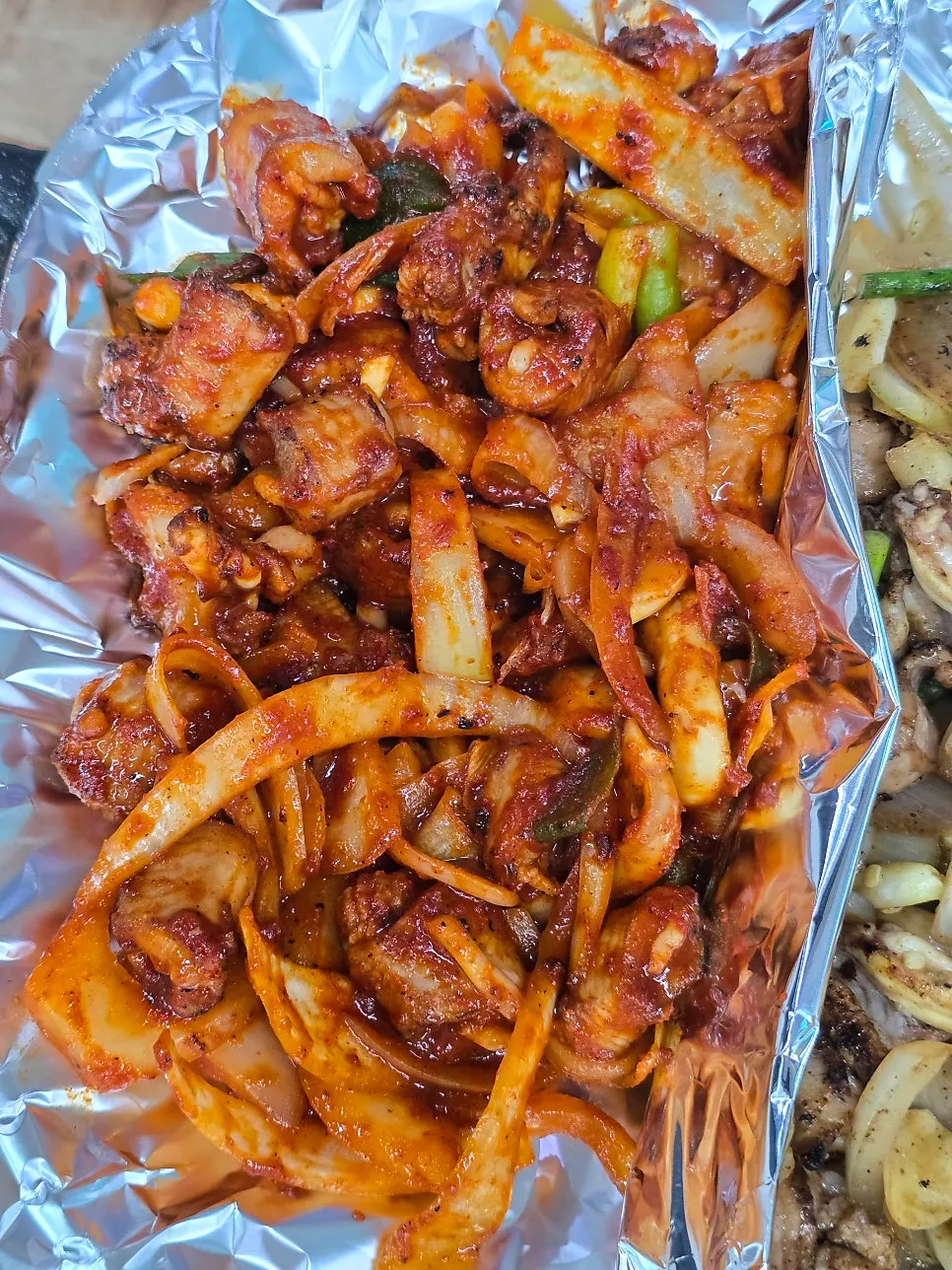 The half-and-half hagfish combo through to the last bite