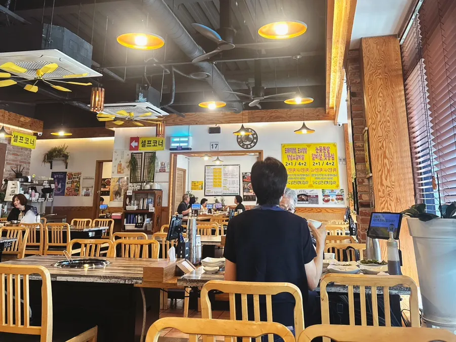 Private room seating at Galbi Yechan, good for gatherings