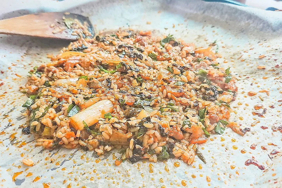 남은 양념에 볶아낸 마무리 볶음밥