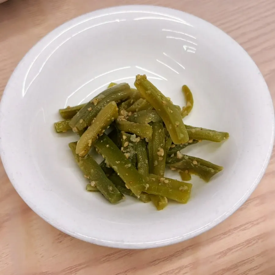Basic side dish: salad