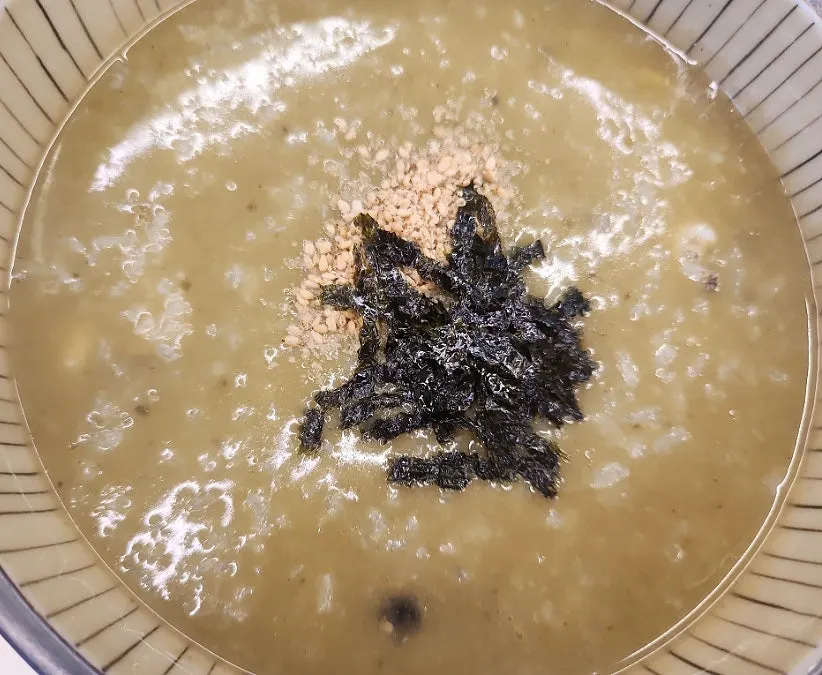 Bean sprouts from the stew eaten with rice